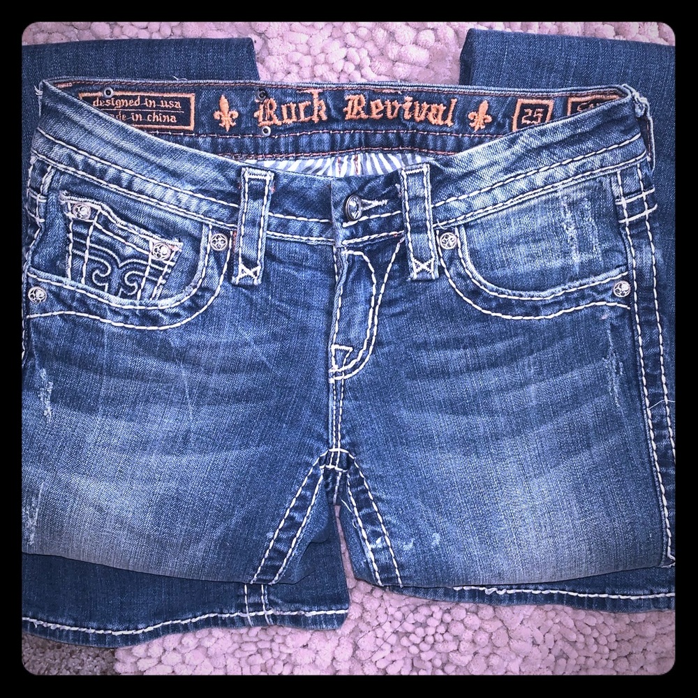 Women’s Rock Revival Jeans. Size 25